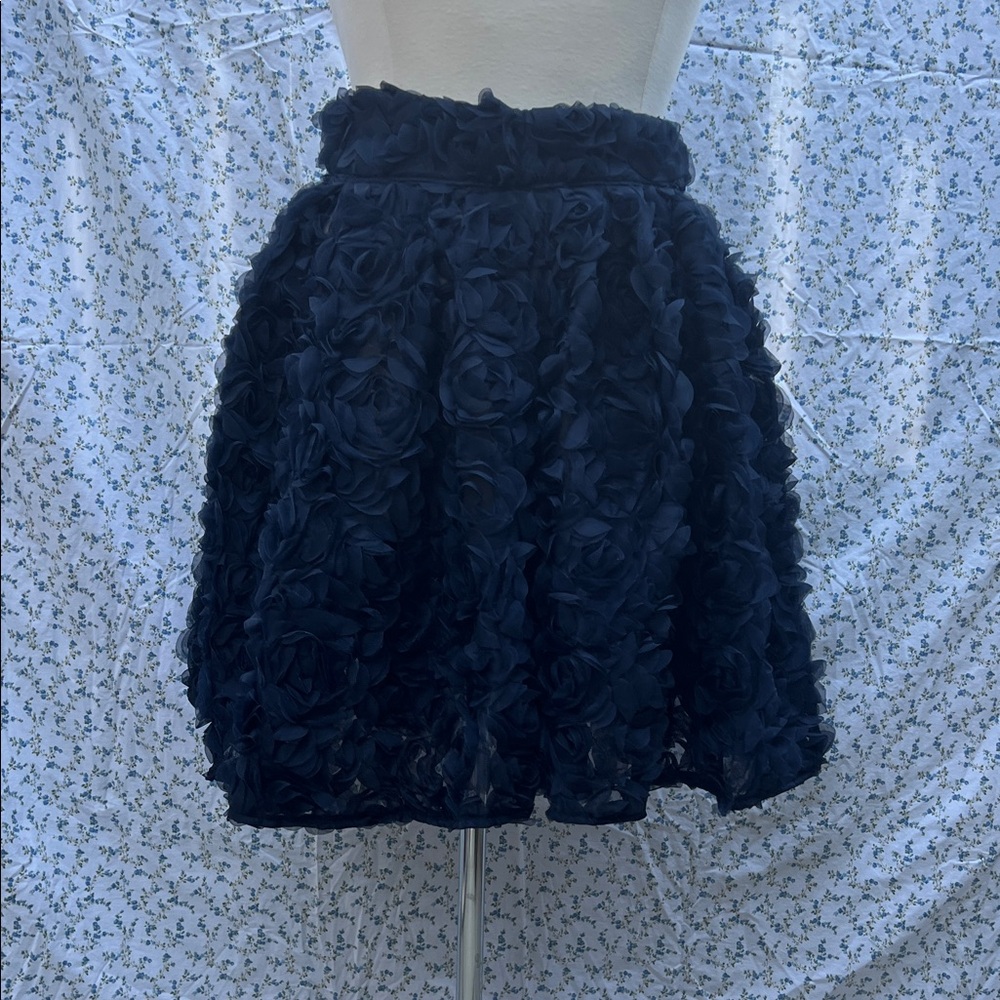 Handcrafted Chic Navy Floral Mini Skirt